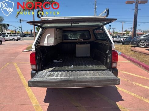 Used 2020 Toyota Tacoma SR image 9