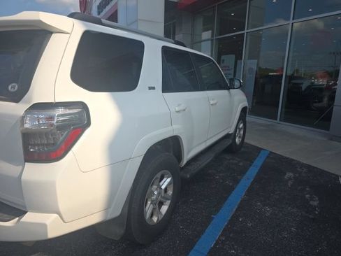 Used 2019 Toyota 4Runner SR5 Premium AWD/4WD image 5