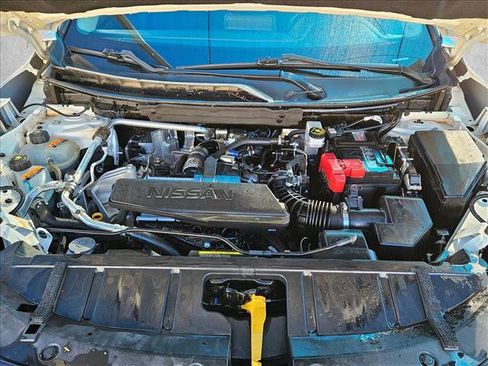 Used 2024 Nissan Rogue S image 22
