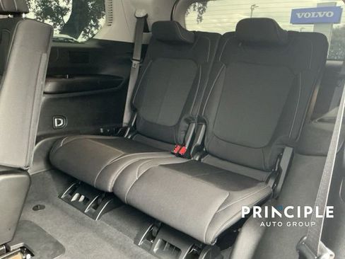 Used 2022 Jeep Grand Cherokee L Laredo w/ Luxury Tech Group I image 28