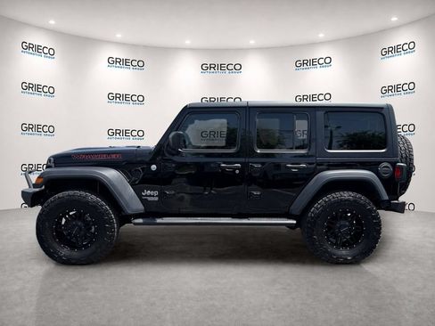 Used 2018 Jeep Wrangler Unlimited Sport S AWD/4WD image 4