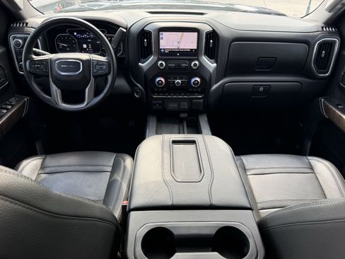 Used 2021 GMC Sierra 1500 Denali w/ Driver Alert Package II AWD/4WD image 12