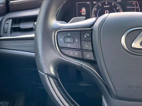 Used 2019 Lexus ES 350 w/ Premium Package image 21