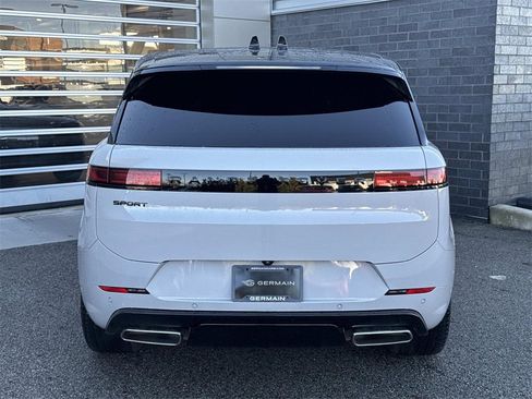 Certified 2025 Land Rover Range Rover Sport Dynamic SE image 5