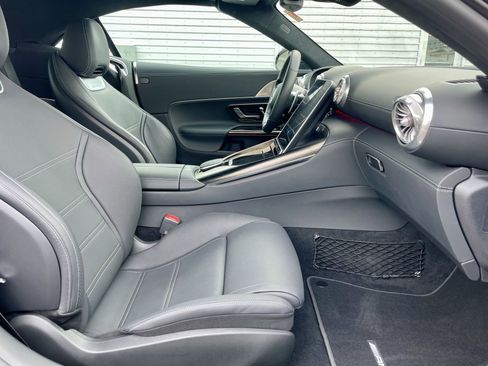 Used 2022 Mercedes-Benz SL 63 AMG AMG SL 63 image 15