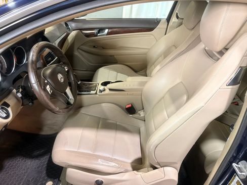 Used 2014 Mercedes-Benz C 350 4MATIC Coupe image 9
