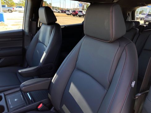 Used 2025 Honda Odyssey Sport-L image 12