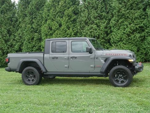 Used 2022 Jeep Gladiator Mojave w/ Cold Weather Group AWD/4WD image 8