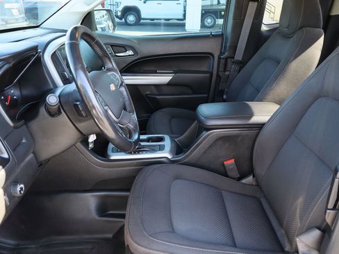 Used 2022 Chevrolet Colorado LT w/ Fleet Safety Package image 19