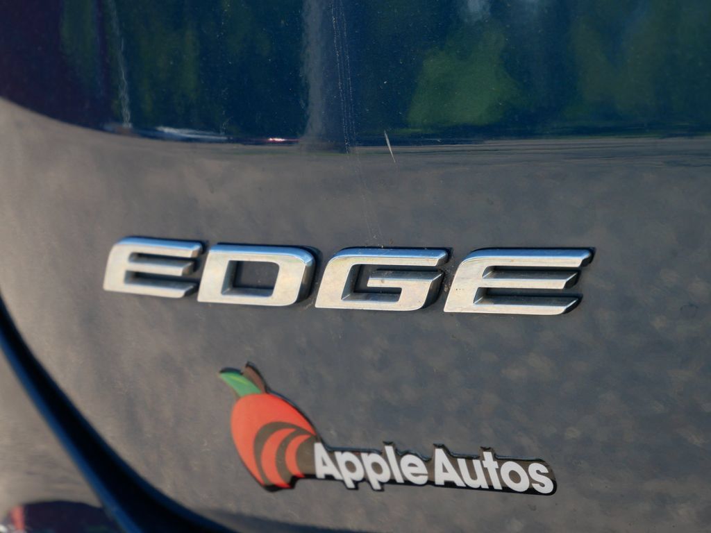 Used 2020 Ford Edge SEL w/ Convenience Package AWD/4WD image 9