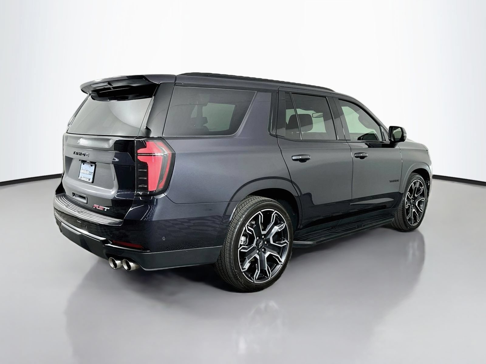 Used 2025 Chevrolet Tahoe RST w/ RST Capability Package AWD/4WD image 7