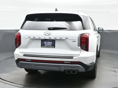 Used 2023 Hyundai Palisade Limited AWD/4WD image 5