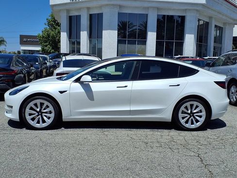Used 2022 Tesla Model 3 RWD image 3