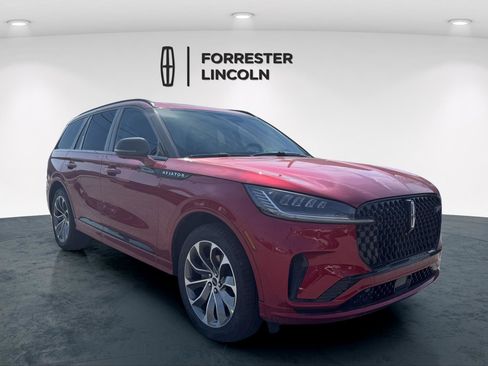 New 2026 Lincoln Aviator AWD image 1