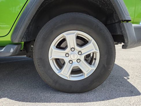 Used 2019 Jeep Wrangler Unlimited Sport S AWD/4WD image 21