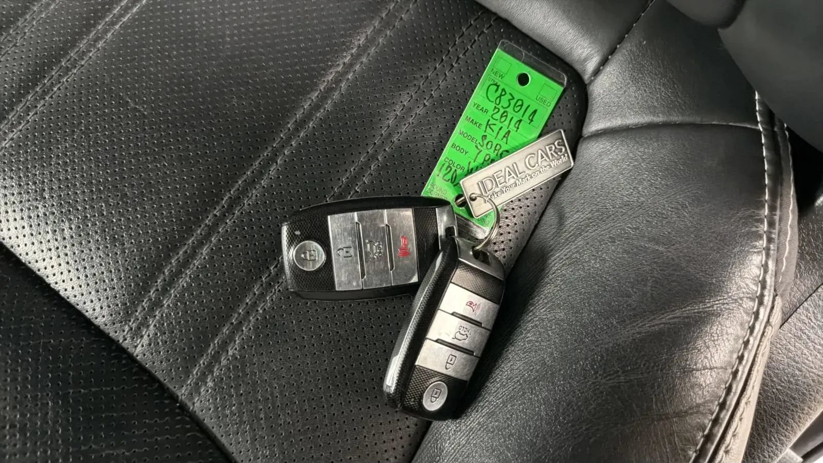 Used 2014 Kia Sorento SX w/ 3rd Row Package FWD image 25