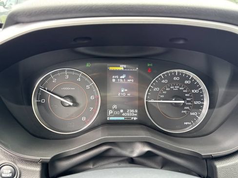 Used 2022 Subaru Crosstrek 2.5i Limited w/ Moonroof Package 2 AWD/4WD image 32