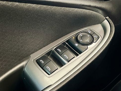 Used 2025 Chevrolet Malibu LT FWD image 17