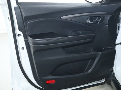 Used 2021 Honda Pilot Special Edition image 15