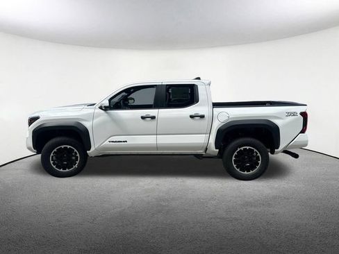 New 2026 Toyota Tacoma TRD Off-Road w/ TRD Off Road Premium Package AWD/4WD image 6