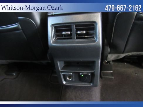 Used 2020 Ford Edge Titanium AWD/4WD image 33