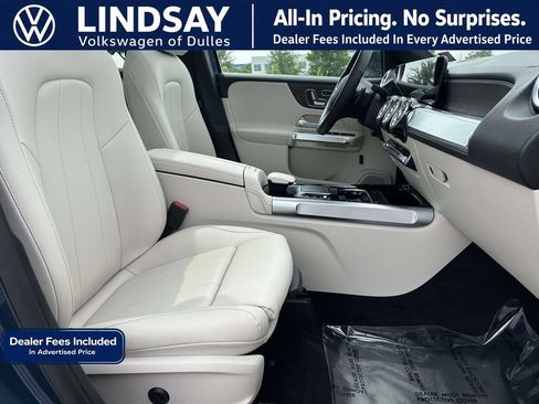 Used 2021 Mercedes-Benz GLB 250 4MATIC image 12