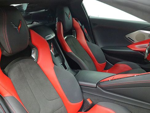 Used 2020 Chevrolet Corvette Stingray Premium Cpe w/ 3LT Preferred Equipment Group RWD image 34
