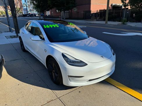 Used 2020 Tesla Model 3 Long Range image 8