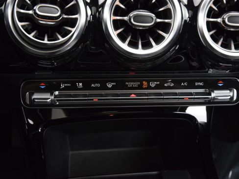 Certified 2023 Mercedes-Benz CLA 250 image 28