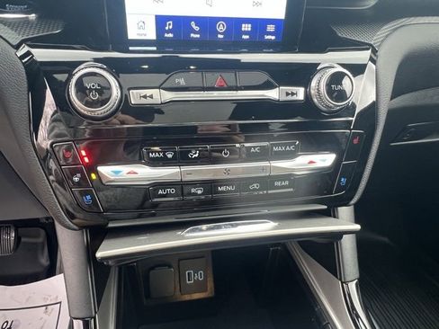 Used 2023 Ford Explorer ST w/ Equipment Group 401A image 17