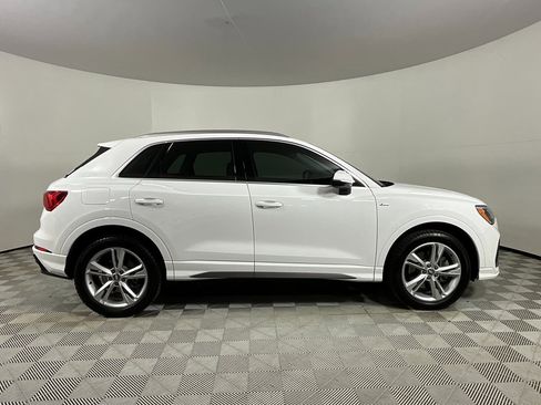 Used 2020 Audi Q3 2.0T Premium w/ Convenience Package image 5