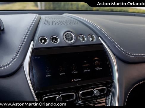 Used 2021 Aston Martin DBX image 44