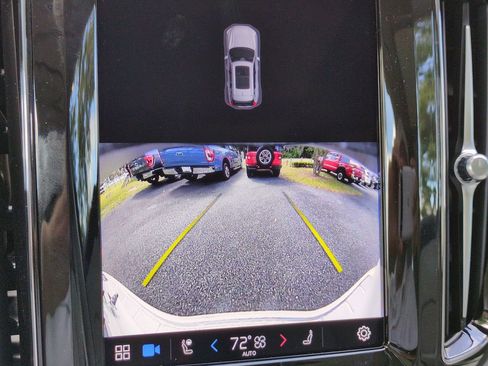 New 2025 Volvo XC60 T8 Plus w/ Protection Package Premier image 19