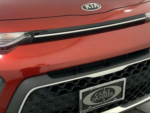 Used 2020 Kia Soul S FWD image 29