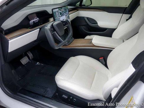 Used 2022 Tesla Model S AWD/4WD image 12