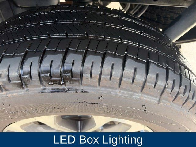 Used 2019 Ford F150 XLT w/ Equipment Group 302A Luxury AWD/4WD image 24
