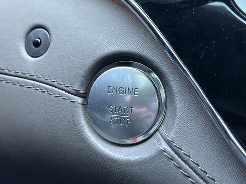 Used 2011 Mercedes-Benz S 63 AMG image 22