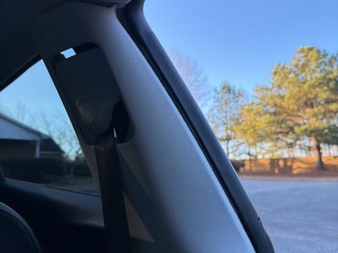 Used 2020 Tesla Model 3 Standard Range Plus image 11