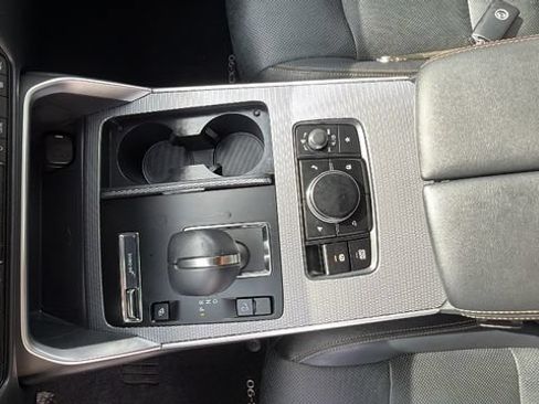 Used 2024 MAZDA CX-90 Plug-In Hybrid w/ Premium Pkg AWD/4WD image 26