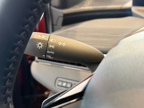 New 2026 Toyota C-HR AWD/4WD image 17