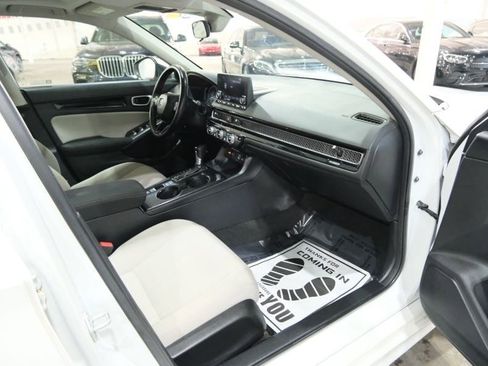 Used 2023 Honda Civic EX image 28