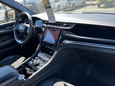 Certified 2022 Jeep Grand Cherokee Trailhawk image 15