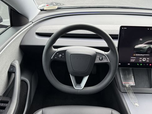 Used 2025 Tesla Model 3 Long Range RWD image 14