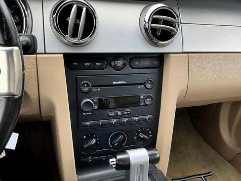 Used 2007 Ford Mustang GT image 25