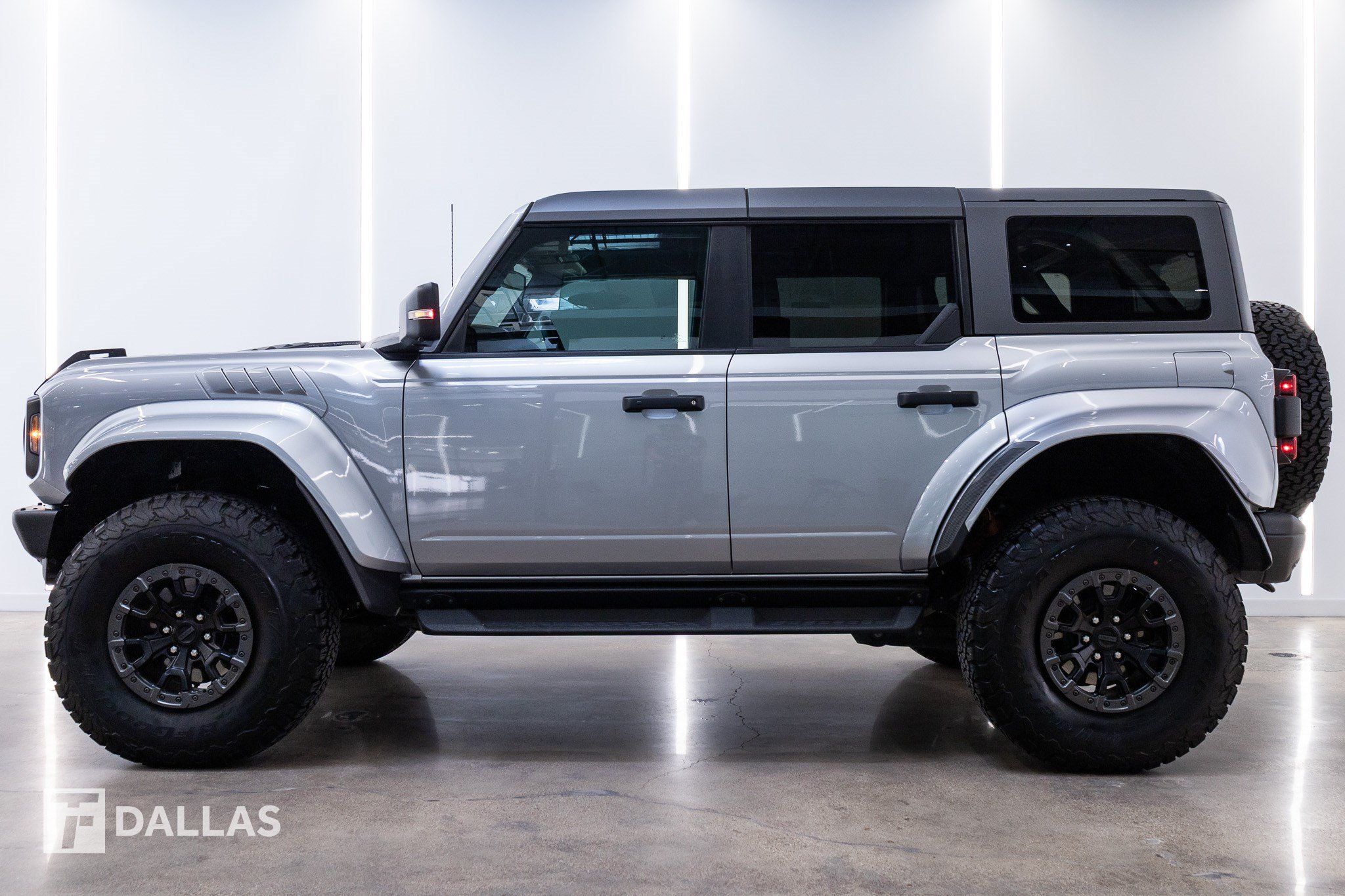 Used 2024 Ford Bronco Raptor AWD/4WD image 1