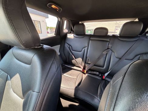 Used 2025 Jeep Compass Limited AWD/4WD image 41