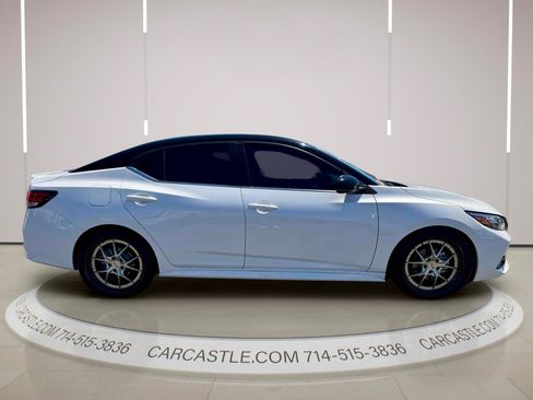 Used 2020 Nissan Sentra SR w/ Electronics Package FWD image 6