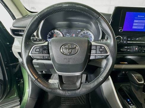 Used 2023 Toyota Highlander XLE FWD image 15
