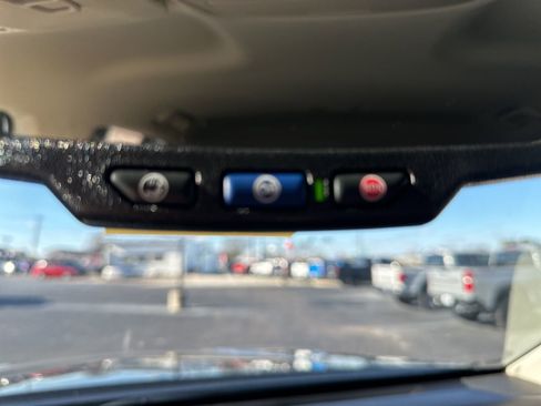 Used 2022 Chevrolet Colorado LT w/ LT Convenience Package image 28