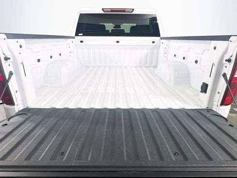 Used 2024 Chevrolet Silverado 1500 LT AWD/4WD image 27